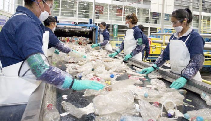 empleo línea de reciclaje