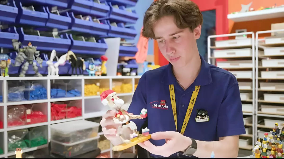 master model builder lego
