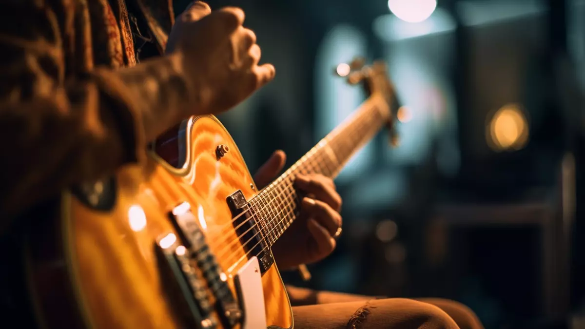 Despedido por tocar la guitarra en un concierto estando de baja