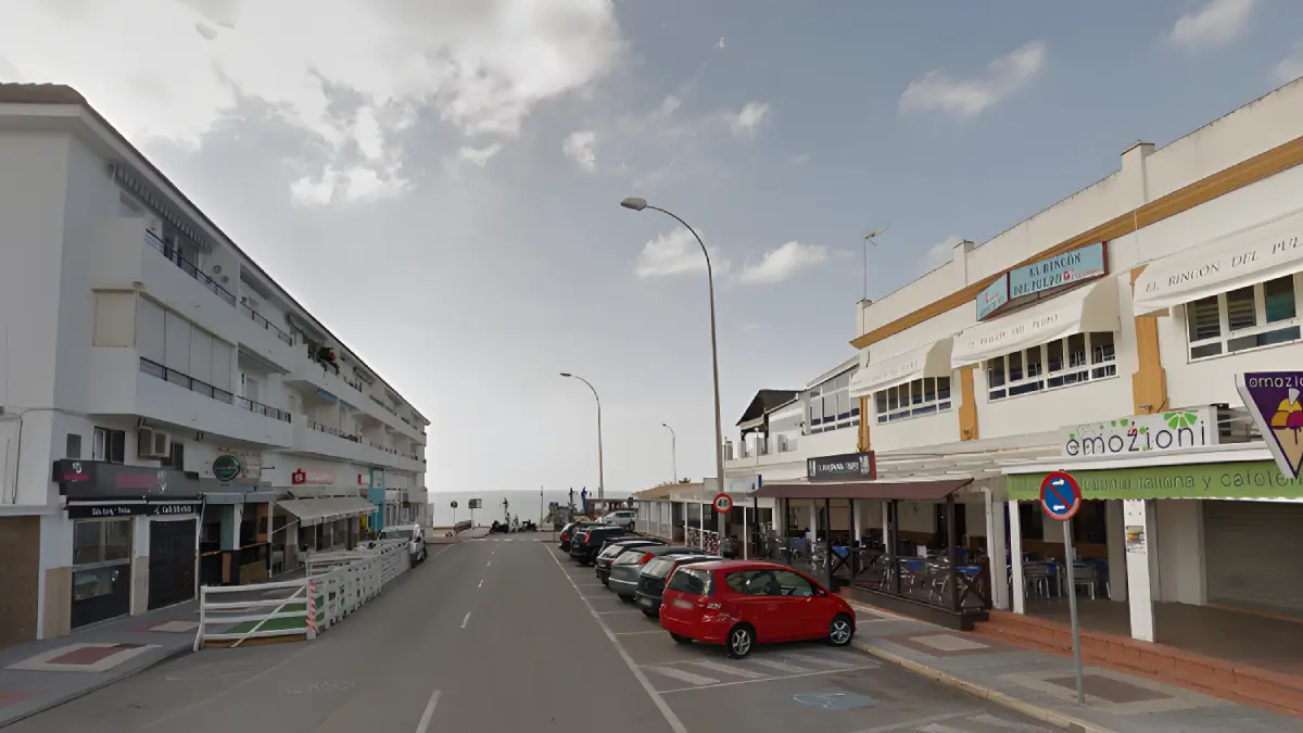 Zona de restauración en la Playa de la Barrosa (Chiclana de la Frontera)