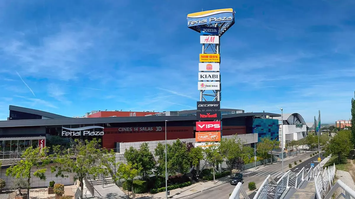 Centro Comercial Ferial Plaza