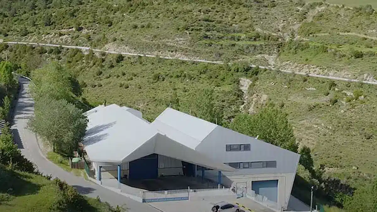 Coca-Cola busca persona la para su planta en Huesca