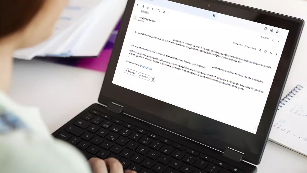 Notificación por email de la Seguridad Social sobre la regularización de las cuotas de los trabajadores autónomos