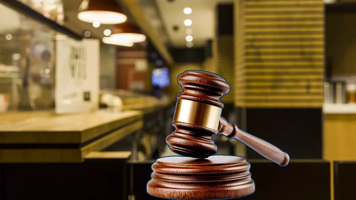 Despedida camarera de hotel por insulto racista a un compañero