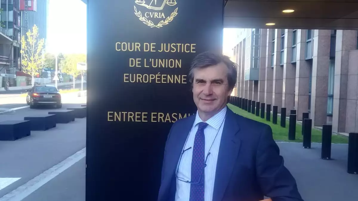 El abogado laboralista representante de los interinos