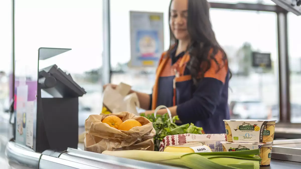 Supermercados Gadis busca personal