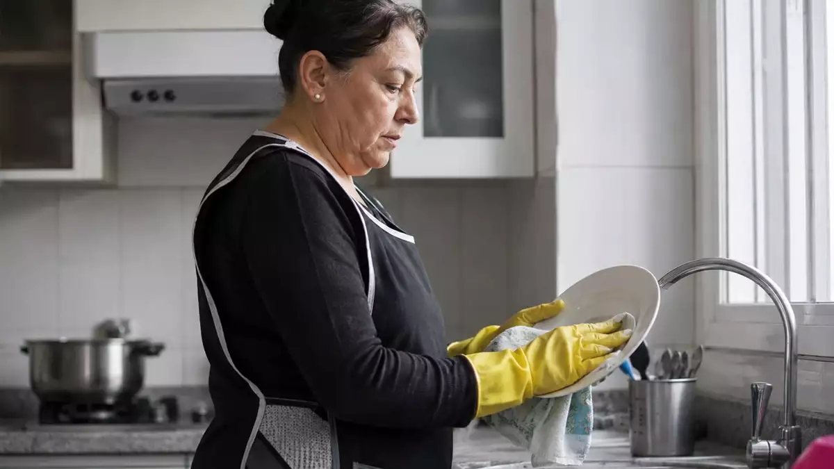 Empleada de hogar mayor de 55 años