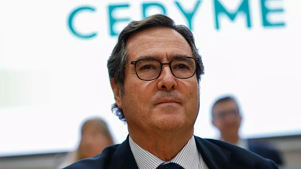 El presidente de CEOE, Antonio Garamendi