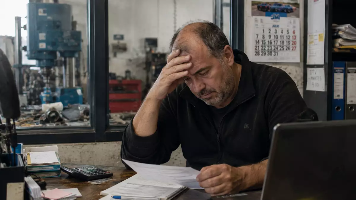 Autono preocupado por su negocio